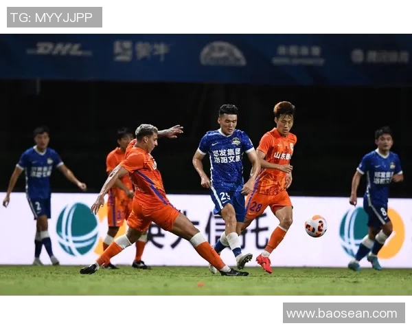 武汉排球队逆袭之路揭秘：从低谷到辉煌的奋斗历程与荣耀时刻