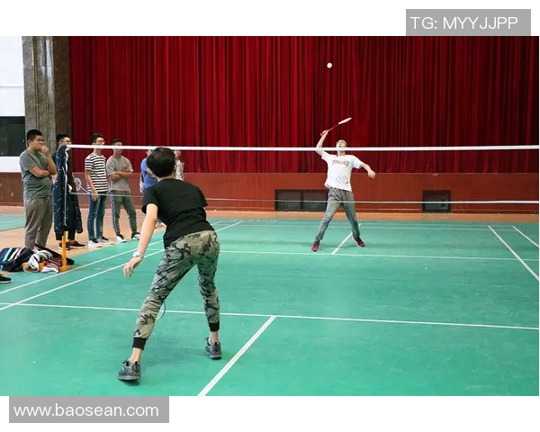 羽毛球的魅力：深入解析北京羽毛球队的速度与技巧之旅